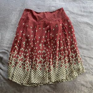 MACKIE & CO FLOWLY SKIRT SIZE 12 Bob MACKIE